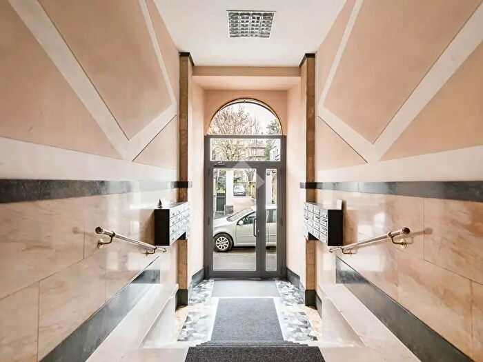 Appartamento bilocale in vendita in Via Casella, Milano