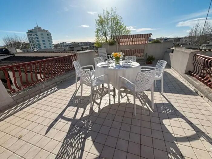 Appartamento quadrilocale in vendita in Via Calle dei Mercanti, Misano Adriatico