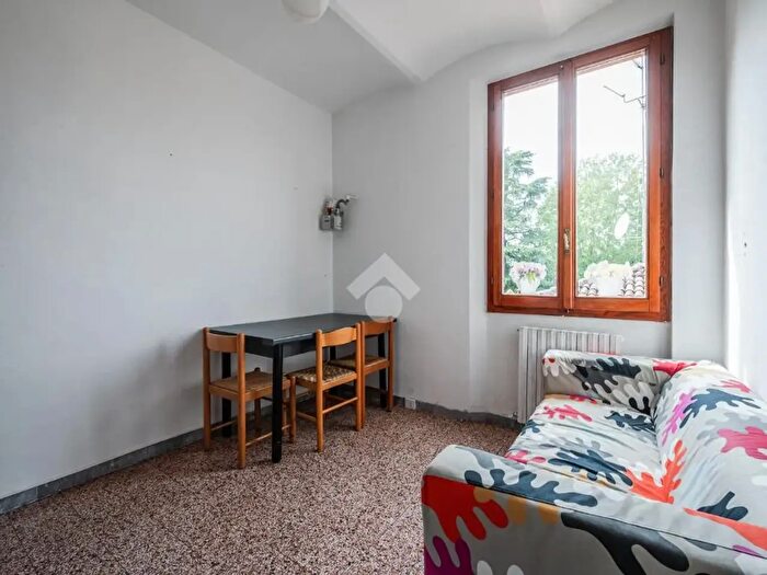 Appartamento trilocale in vendita in Via Battindarno, Bologna