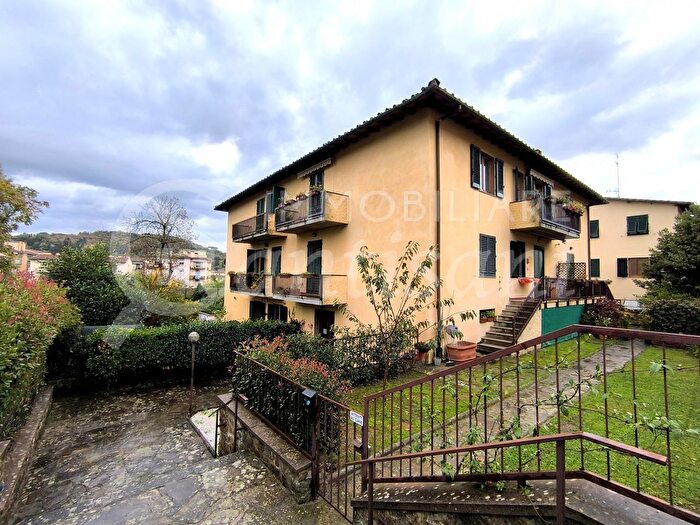 Appartamento con 5 locali in vendita in Via Torricella, Impruneta