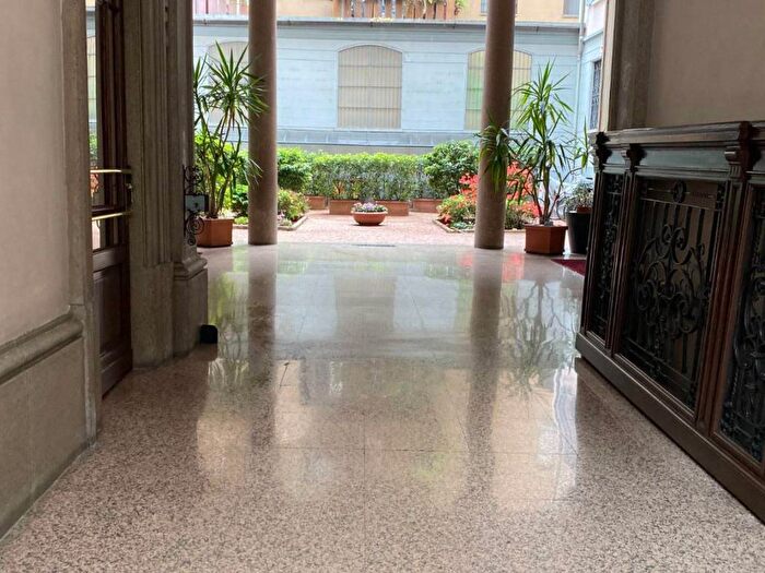 Appartamento bilocale in affitto in Piazzale Aquileia, Dezza, Milano