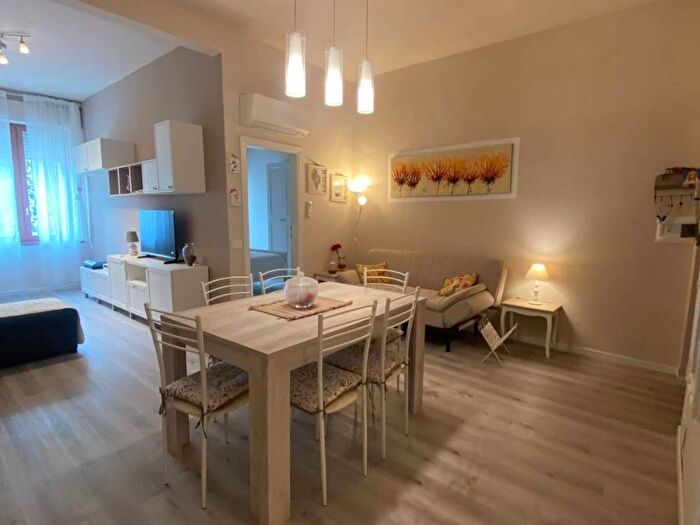 Appartamento bilocale in affitto in Lido di Camaiore, Camaiore