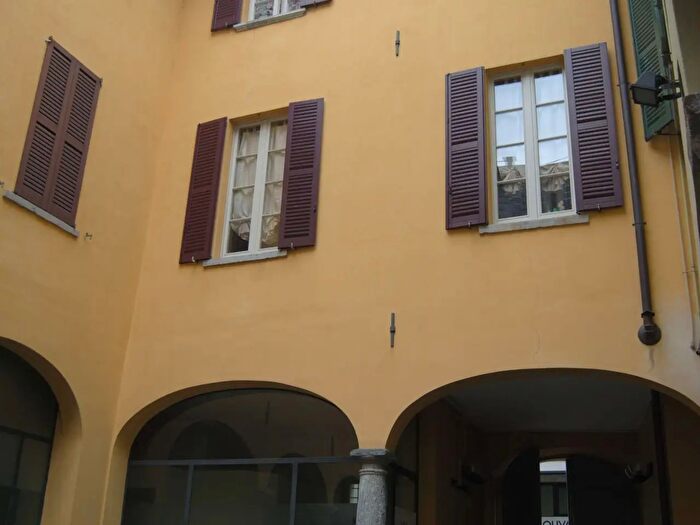 Appartamento monolocale in affitto in Via Cigalini, Como