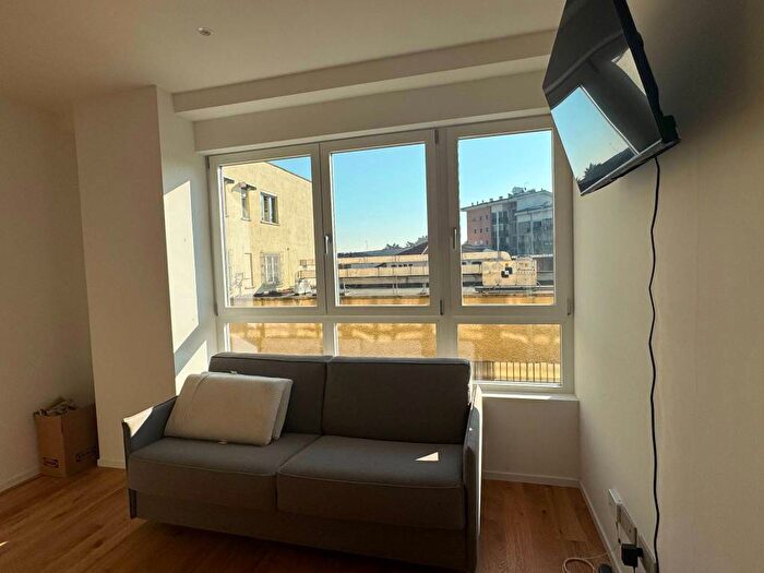 Appartamento bilocale in affitto in Via Valbrona, Greco Segnano, Milano