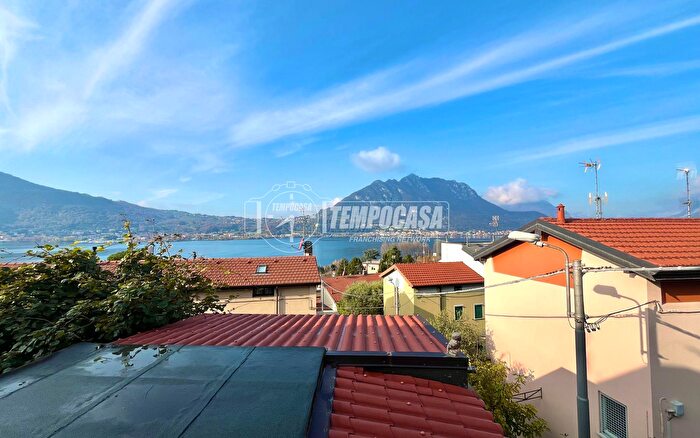 Appartamento trilocale in vendita in Lecco