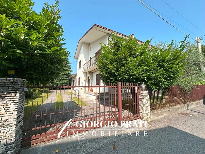 Casa quadrilocale in vendita in Viale Venezia, Bassano Del Grappa