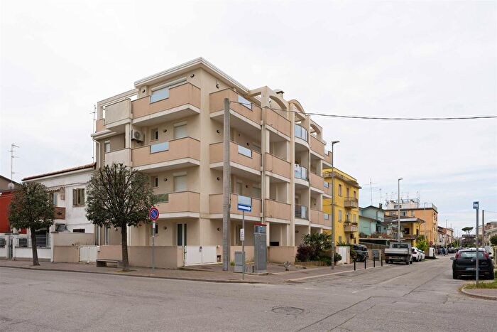 Appartamento quadrilocale in vendita in Comacchio