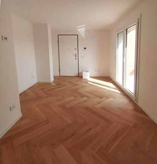 Appartamento bilocale in vendita in Via degli Umiliati, Milano