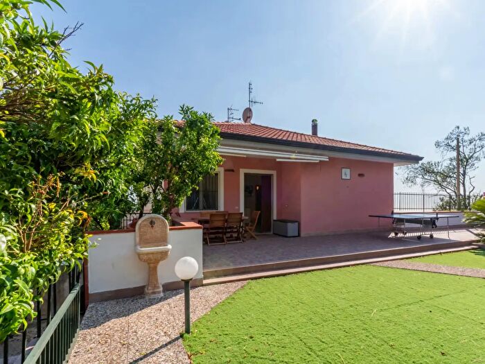 Appartamento quadrilocale in vendita in Via Cupone, Capaccio Paestum