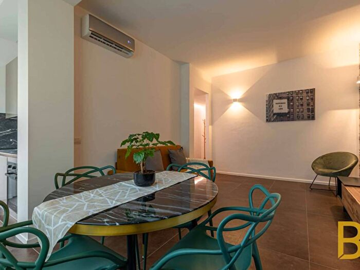 Appartamento bilocale in affitto in Viale Carlo Troya, Piazza Napoli, Milano