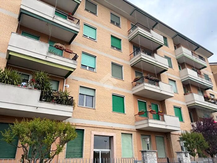 Appartamento bilocale in vendita in Via Filippo Anghileri, Milano