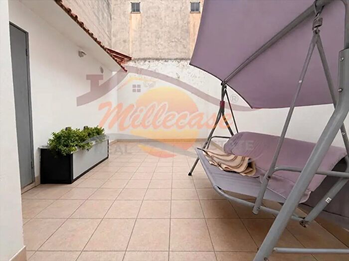 Casa quadrilocale in vendita in Via Carso, Siracusa
