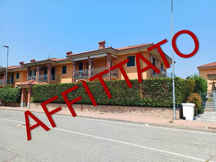 Appartamento bilocale in affitto in Via Barbacana, Centro, Cherasco