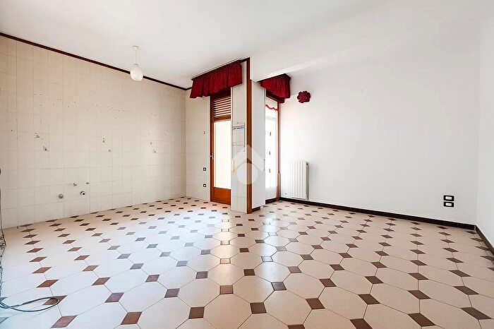 Appartamento quadrilocale in vendita in Piazza Internati in Germania, Foggia