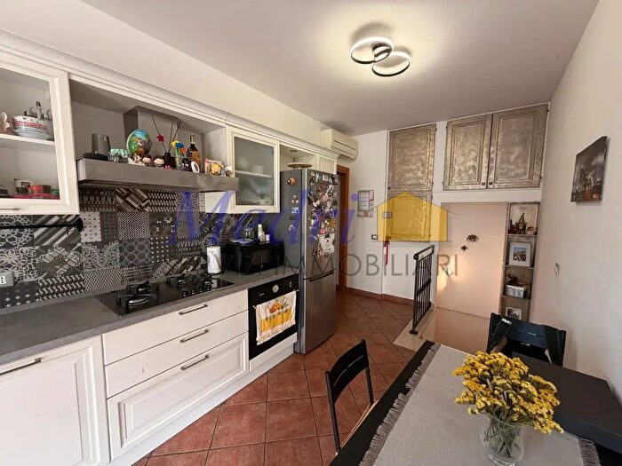 Appartamento trilocale in vendita in Via delle Ginestre, Cesena