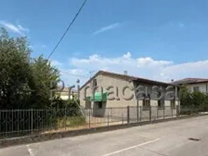 Casa quadrilocale in vendita in Via Piave, San Bonifacio