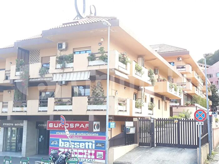 Appartamento in affitto in Viale Annunziata, Messina