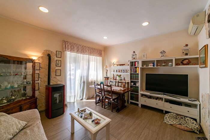 Appartamento con 6 locali in vendita in Piazza Giovanni XXIII, Monte Argentario