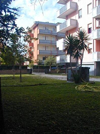 Appartamento trilocale in affitto in Piazza Sant'Alfonso, Centro, Francavilla al Mare