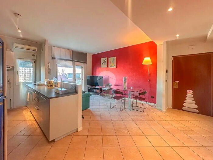 Appartamento quadrilocale in vendita in Via Montorio, Teramo