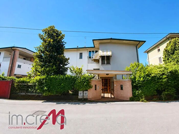 Casa con 8 locali in vendita in Via Adda, Spino D'Adda