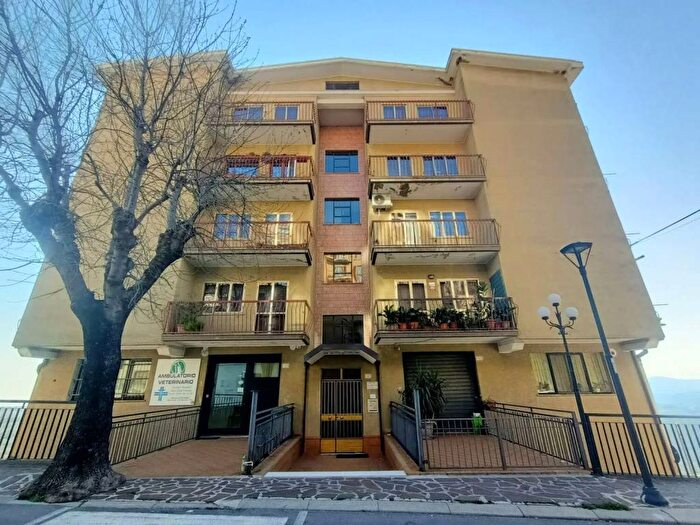 Appartamento con 6 locali in affitto in Via Orientale, Centro, Guardiagrele