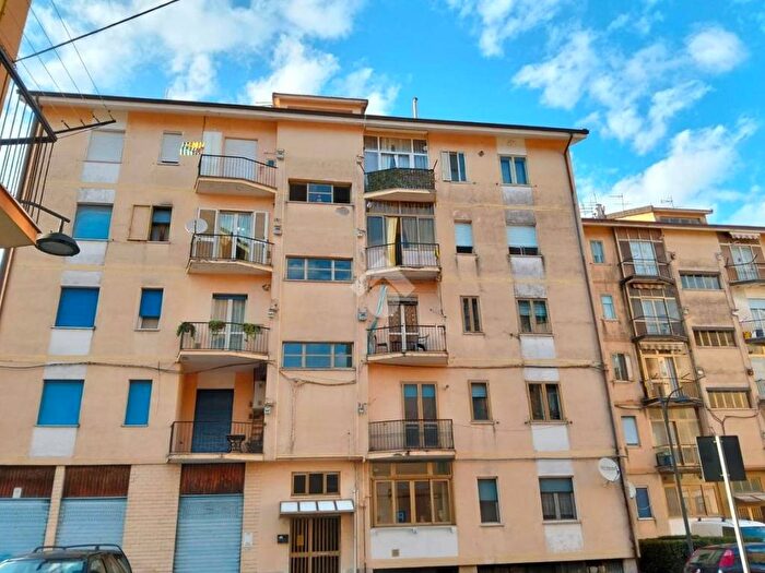 Appartamento trilocale in affitto in Via Fontanatetta, Picarelli Rione Ferrovia Archi, Avellino