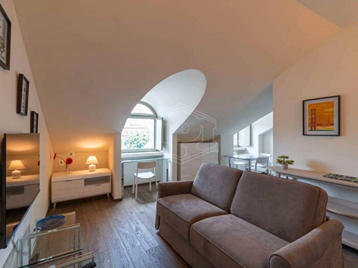 Appartamento bilocale in affitto in Piazza Carlo Felice, Via Roma, Torino