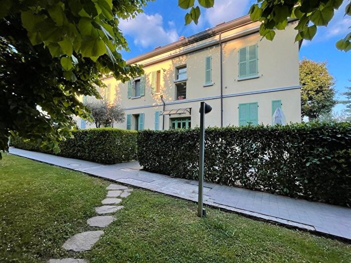 Appartamento bilocale in affitto in Via Varesina, Jerago con Orago