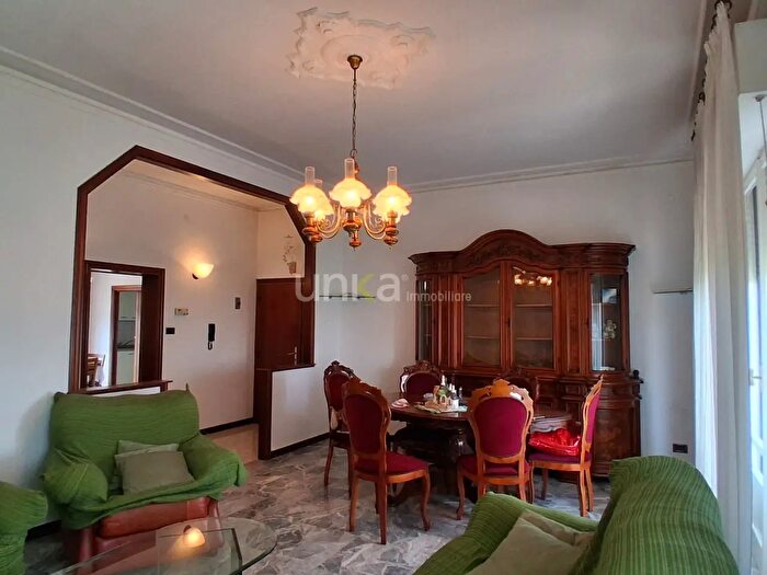 Appartamento con 5 locali in vendita in Via Montegranale Snc, Jesi