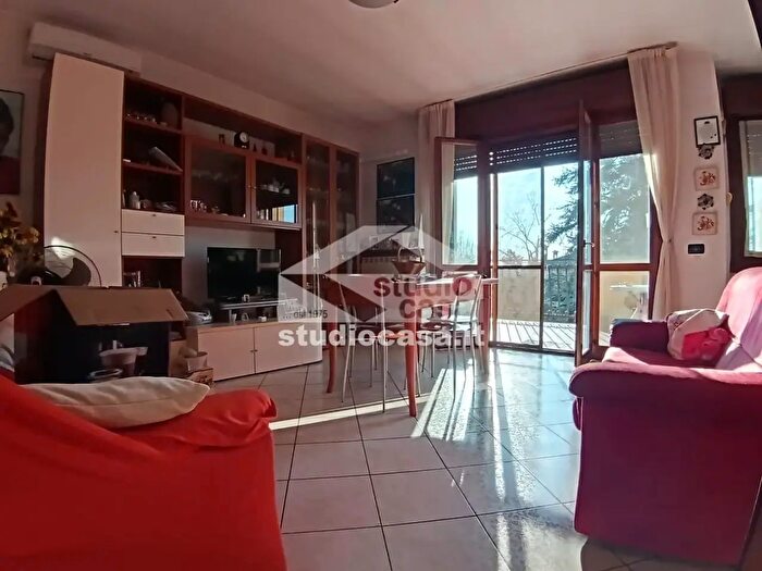 Appartamento trilocale in vendita in Via Indipendenza, Pandino