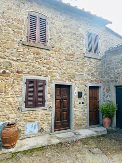 Casa con 6 locali in vendita in Via dei Poggi, Radda In Chianti