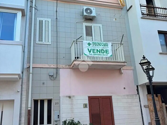 Casa trilocale in vendita in Via Zezza, Zapponeta
