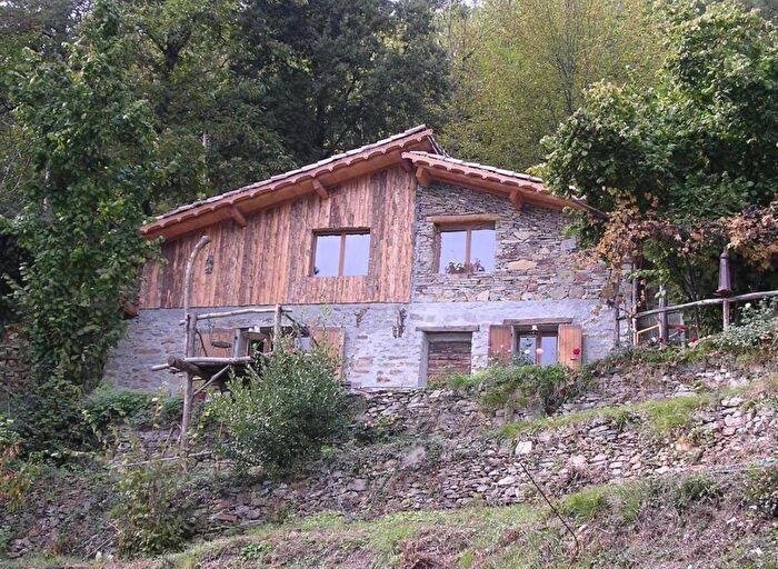 Casa con 5 locali in vendita in Pigna