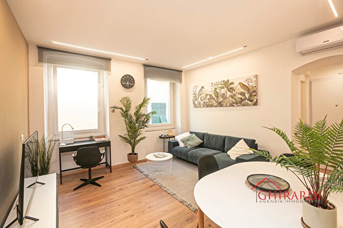 Appartamento con 6 locali in affitto in Via Raimondo Amedeo Vigna, Genova