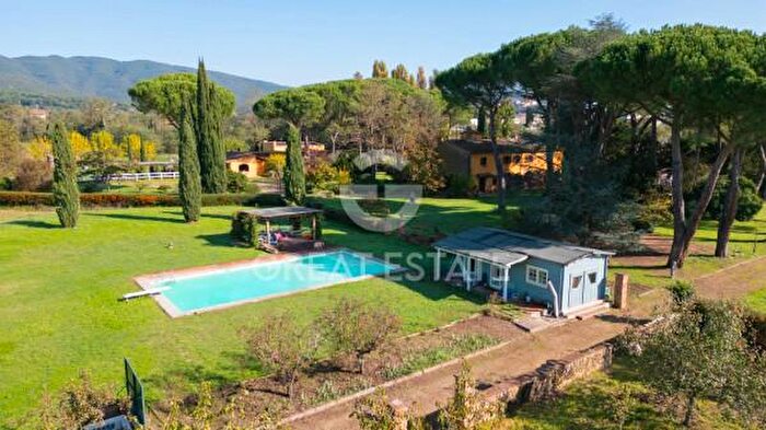 Casa con 6 locali in vendita in Castiglion Fibocchi