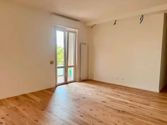 Appartamento trilocale in vendita in Via Vincenzo Porri, Piacenza