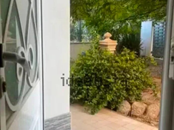 Appartamento monolocale in affitto in Viale Aprile, Davoli