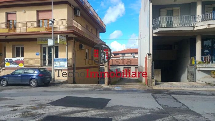 Casa con 7 locali in vendita in Via Cavalieri di Vittorio Vendeto, Vittoria