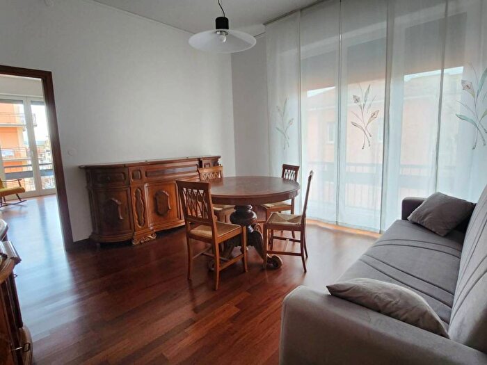 Appartamento quadrilocale in affitto in Via Luigi Prina, Santa Lucia Golosine, Verona