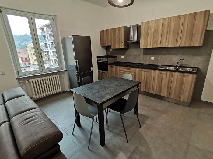 Appartamento bilocale in affitto in Corso Langhe, Corso Langhe Moretta Corso Cortemilia, Alba