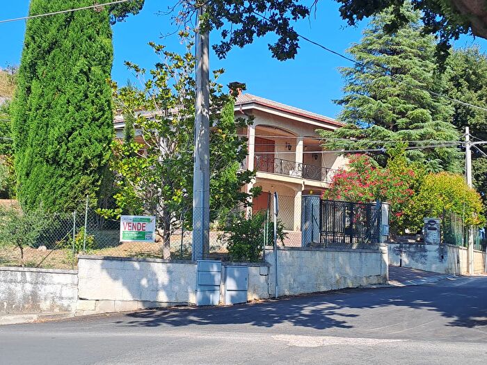 Appartamento con 5 locali in vendita in Via Monte Secco Torino di Sangro, Torino Di Sangro