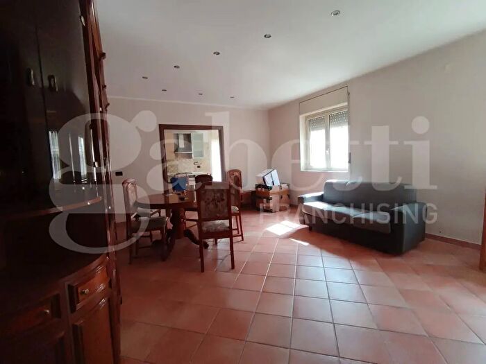 Appartamento trilocale in affitto in Via delle Dolomiti, Siracusa
