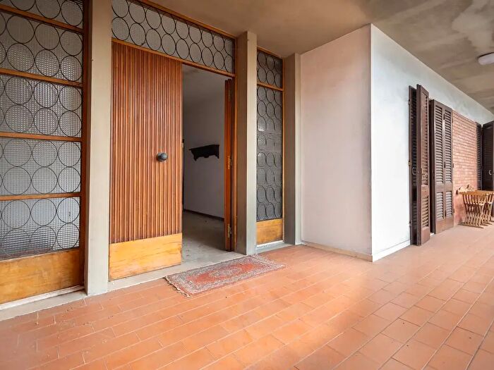 Casa con 10 locali in vendita in Castelfranco Di Sotto