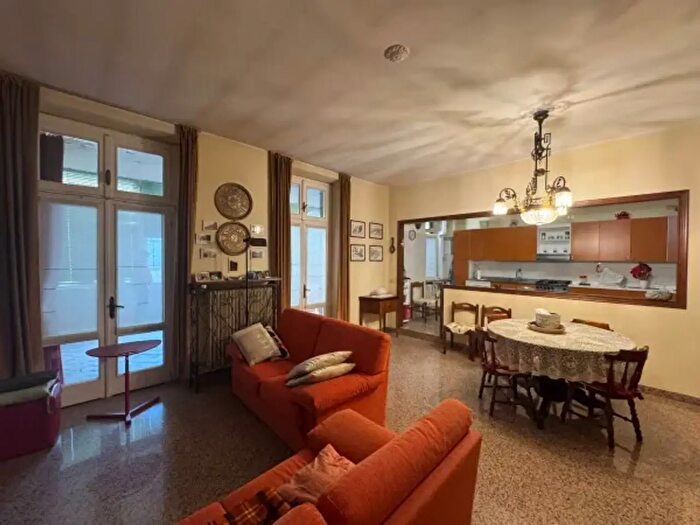 Appartamento trilocale in vendita in Via Comelli Rubini, Romano Di Lombardia