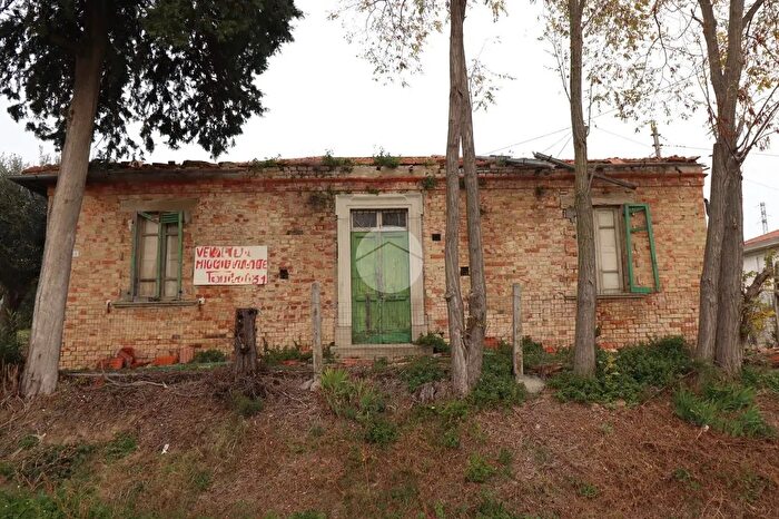 Casa quadrilocale in vendita in Via Amendola, Giulianova