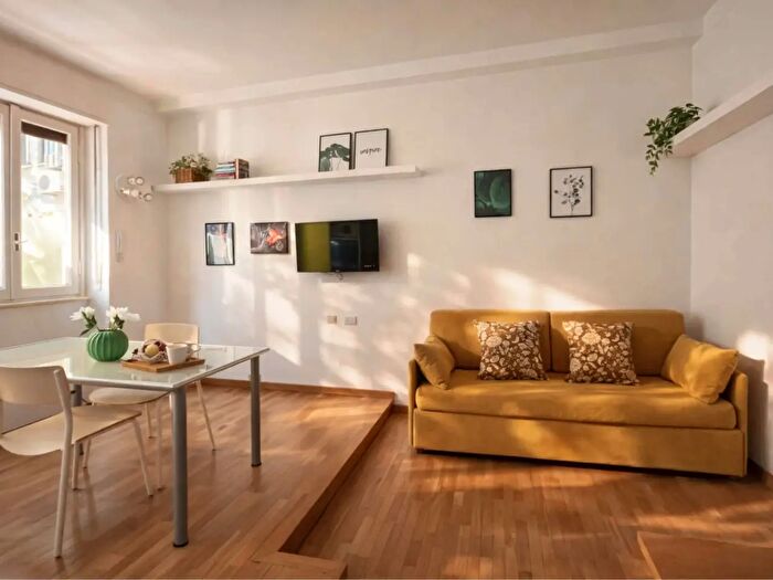 Appartamento monolocale in affitto in Via Giovanni Battista Pergolesi, Milano