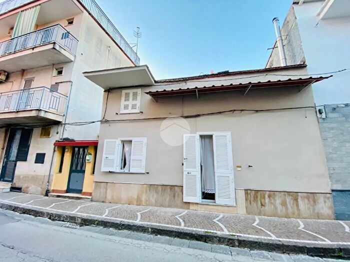 Appartamento bilocale in vendita in Via Visone, Caivano