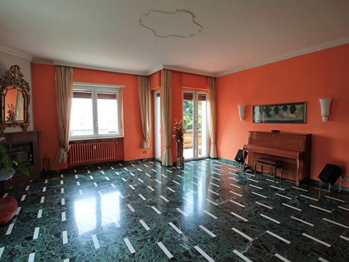 Case in Vendita e in Affitto - 3