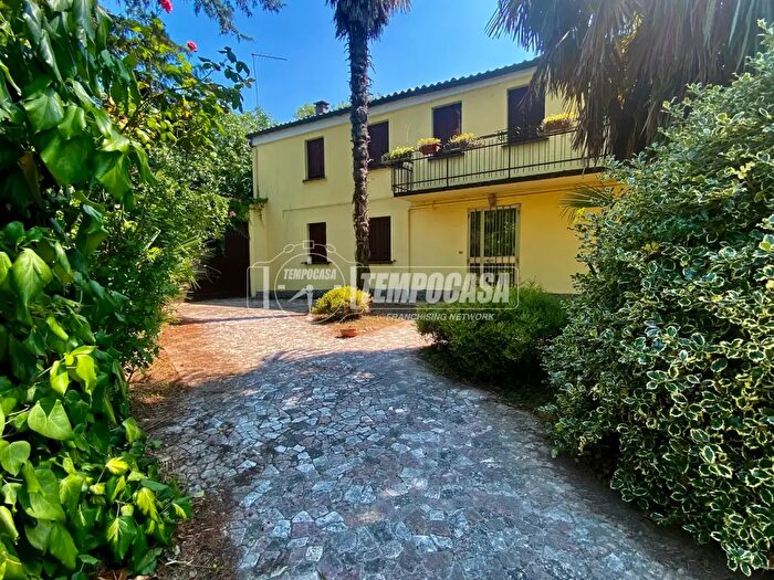 Casa quadrilocale in vendita in Via Roncon, Albignasego